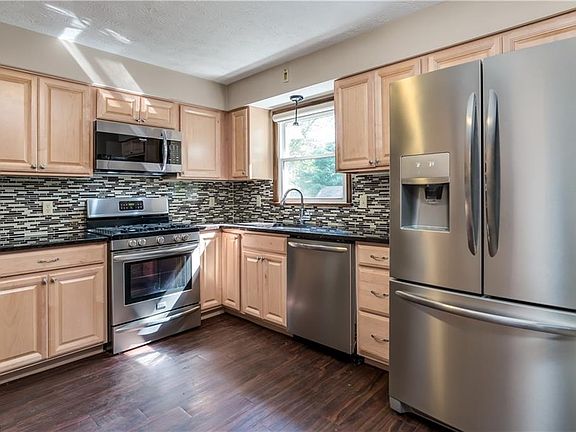 5th image of 3491 Almerinda Dr