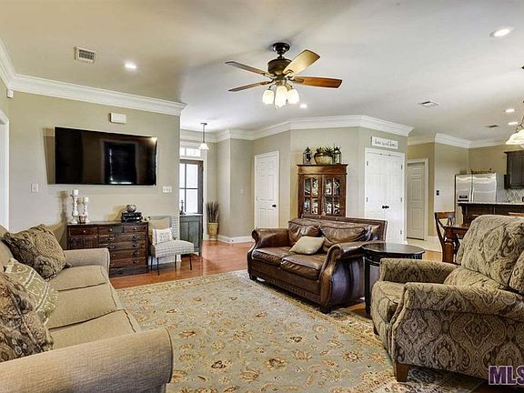 3rd image of 58340 Island Dr
