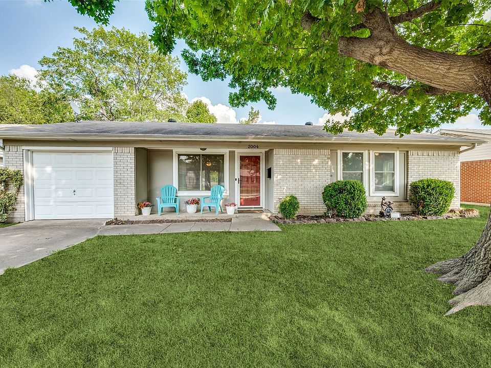 1st image of 2004 Palo Alto Dr
