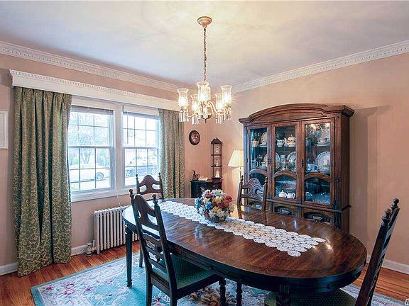 5th image of 11 Plymouth St