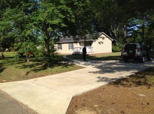 4872 Wolfe Rd, Columbus, MS 39705