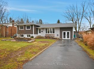 798 Parkdale Ave, Fort Erie, ON L2A 5B6