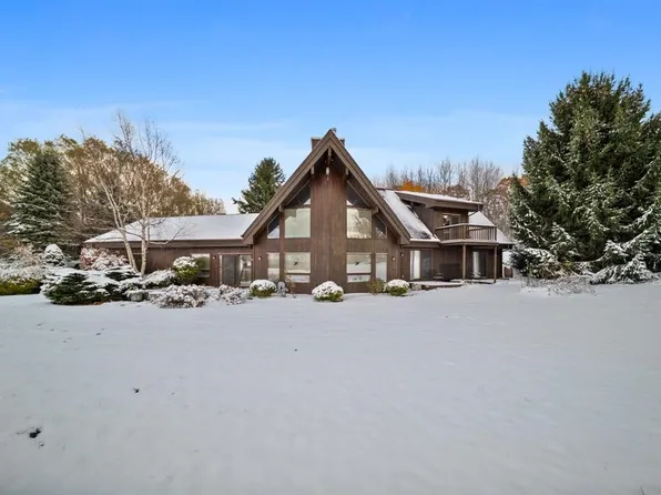 11837 Cedar Mill Rd, North East, PA 16428