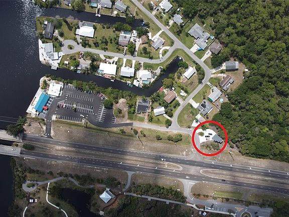 2nd image of 104 Myakka Dr
