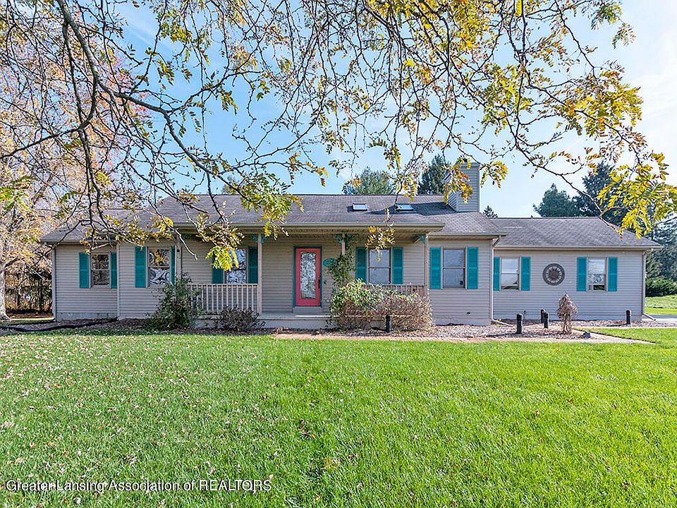 1st image of 37 Branson Bay Dr
