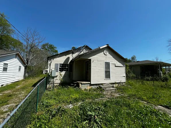 112 Rowe St, Rossville, GA 30741