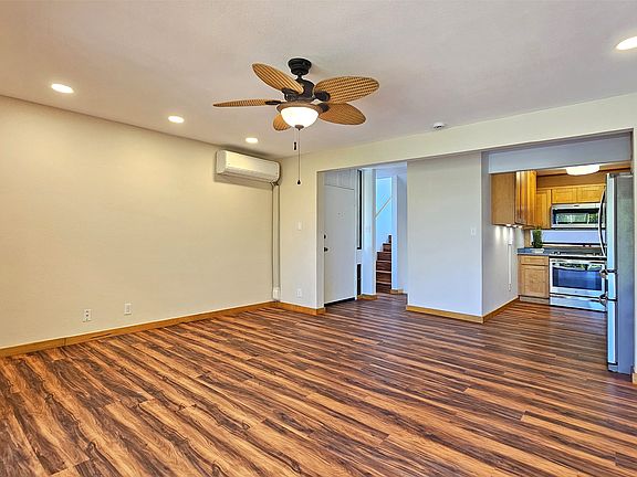 4th image of 6133B Summer St #6133B