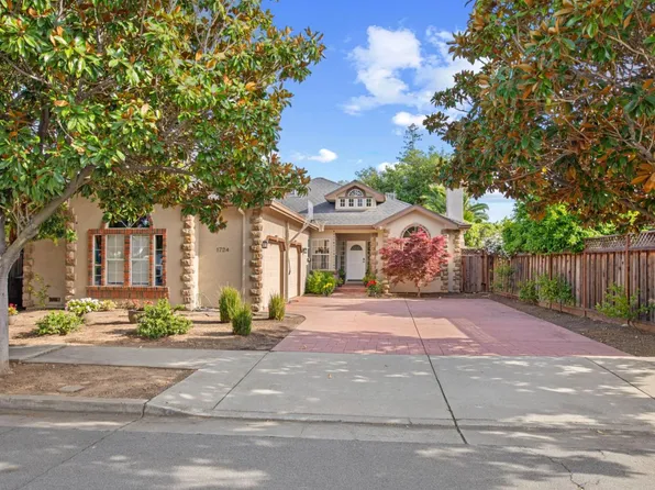 1724 W Hacienda Ave, Campbell, CA 95008