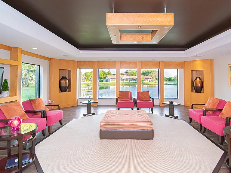 8410 Brussels Way — Photo 47