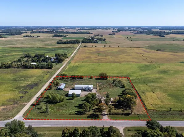 21416 Highway 15 N, Hutchinson, MN 55350