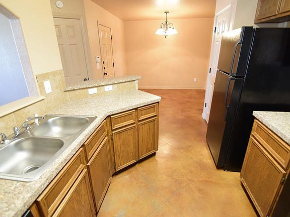 4th image of 517 Karey Dr #B