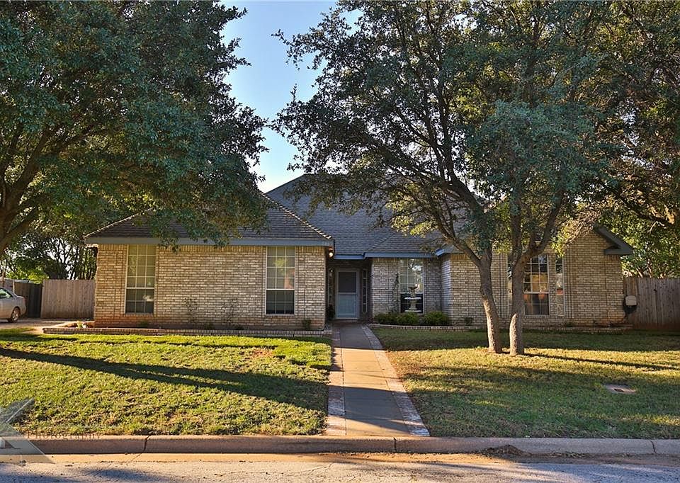 1st image of 5165 Bridle Path Ln