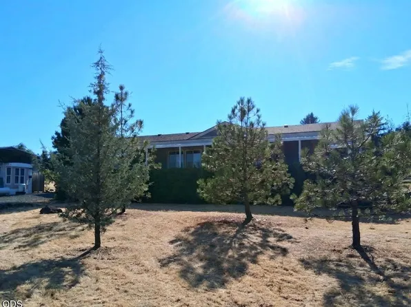 63 Rogue River Dr, Eagle Pt, OR 97524