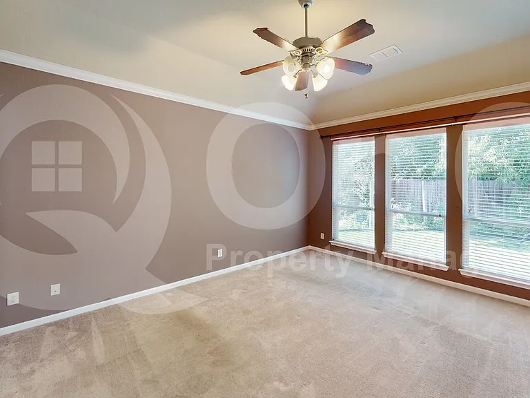 5836 Windy Meadow Ln — Photo 14