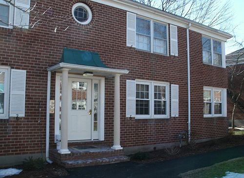 1st image of 9 Parkview Ln APT B