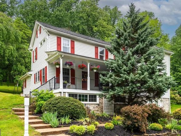 1480 Sawmill Rd, Downingtown, PA 19335