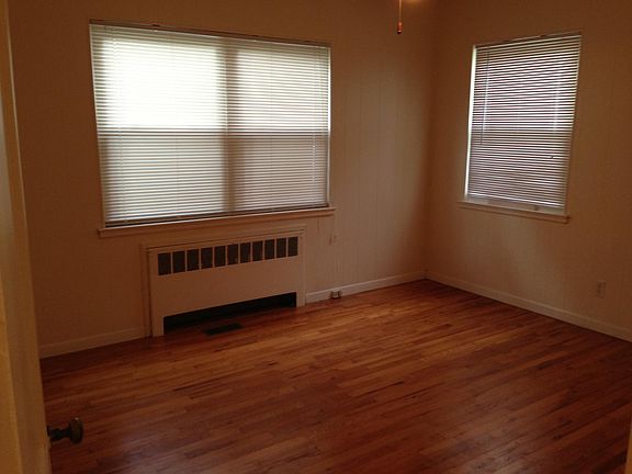 Bedrooom 1