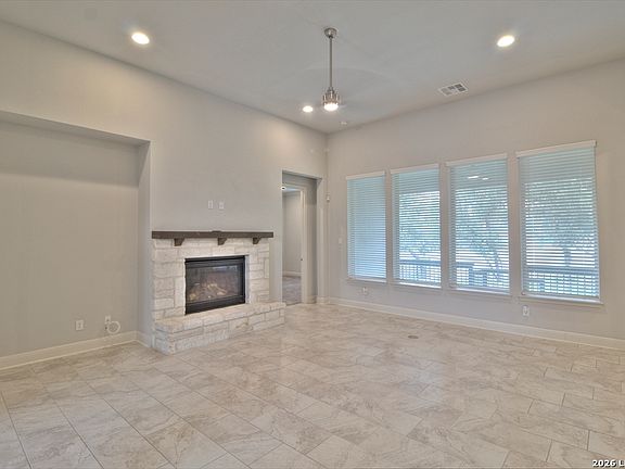 3rd image of 3723 Las Casitas