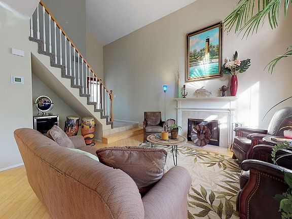 4th image of 22740 Boxwood Ln