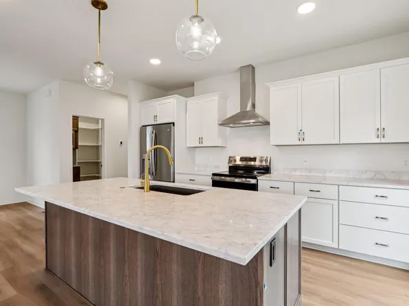 6643 Redpoll Road, Middleton, WI 53562