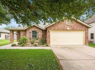 243 Woodlake Dr, Georgetown, TX 78633