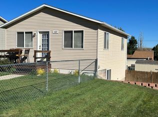 1505 Omarr Ave, Sheridan, WY 82801