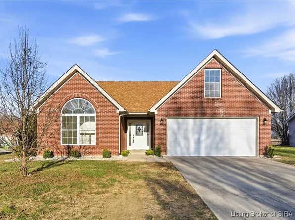4401 Leaf Circle, Sellersburg, IN 47172