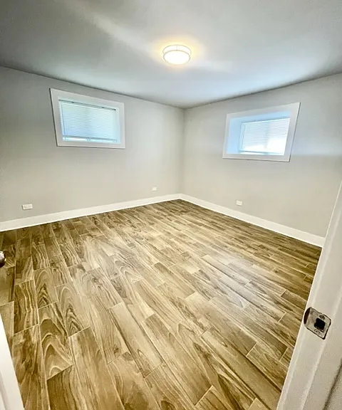 4450 N Winchester Ave #G — Photo 16