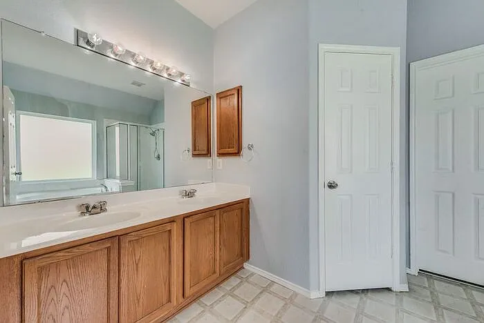 105 Shadybrook Dr — Photo 17
