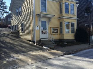 38 Main St, Rockport, MA 01966