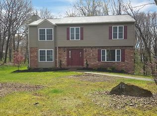 14 Lockwood Rd, Baden, PA 15005