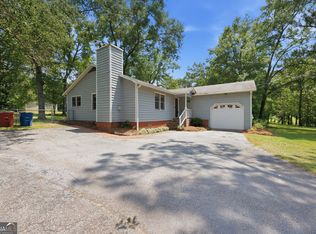 5995 Falcon Way, Lizella, GA 31052