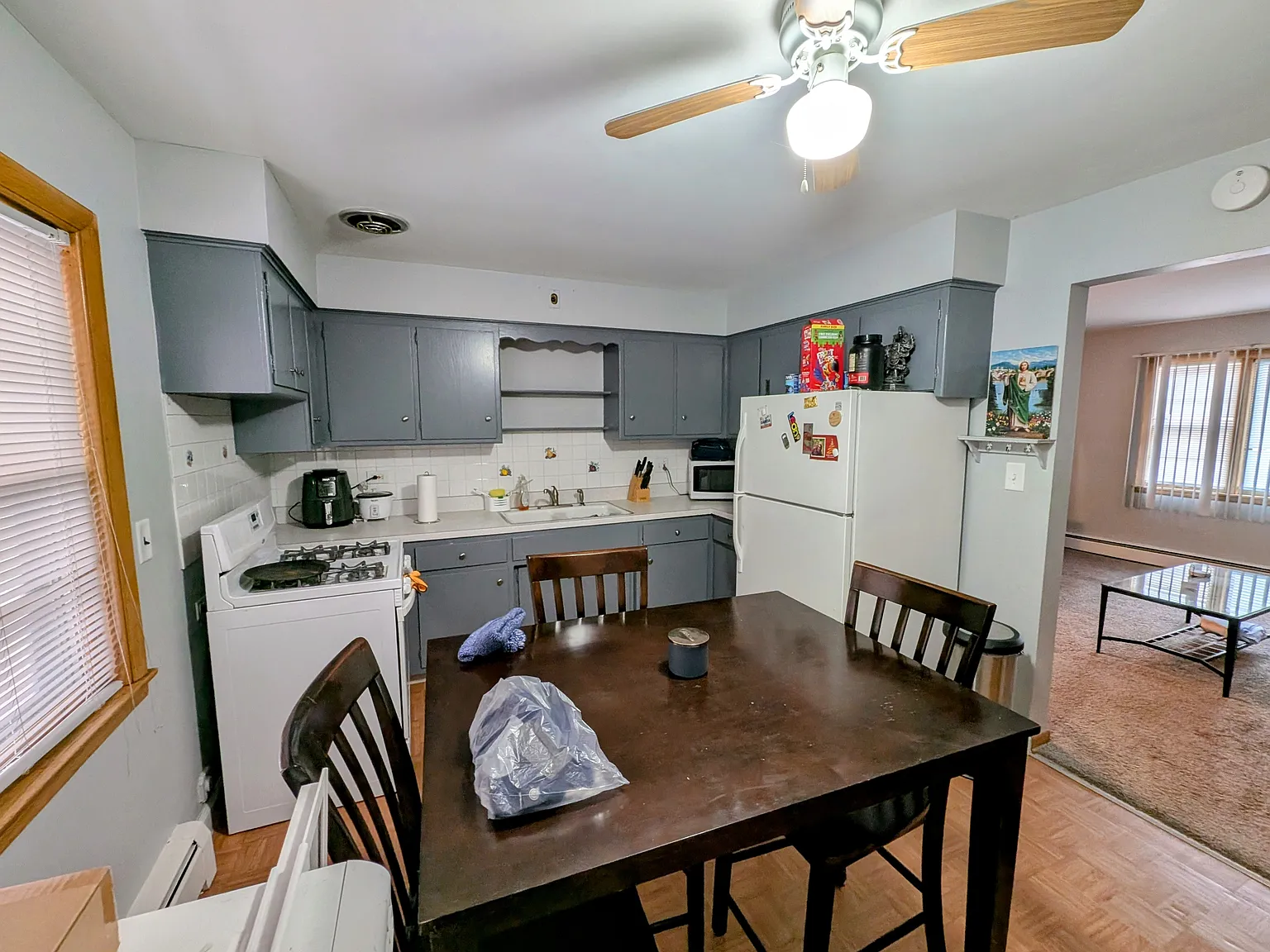 7228 38th Pl — Photo 3