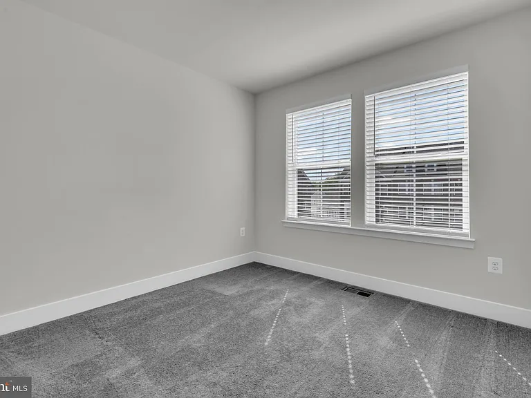 5754 Frederick Douglas Pl — Photo 28