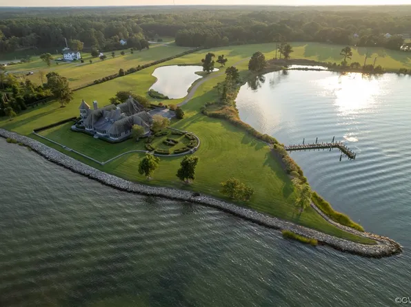 801 Poplar Neck Rd, White Stone, VA 22578