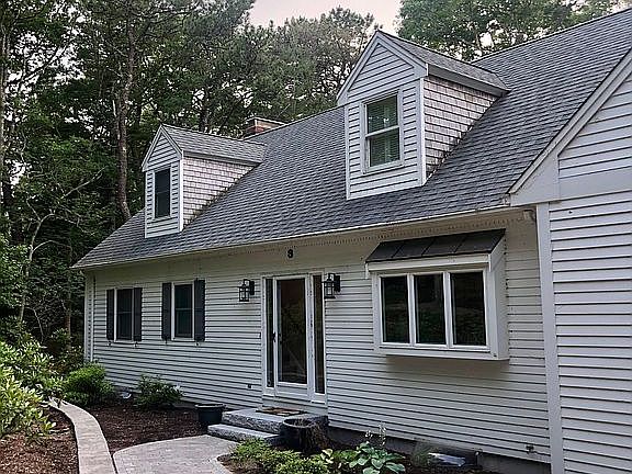 Charming Cape Cod home