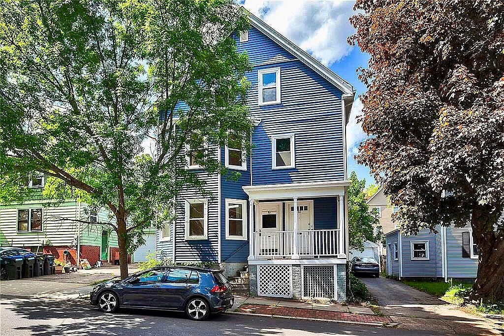 10 E George St — Photo 1
