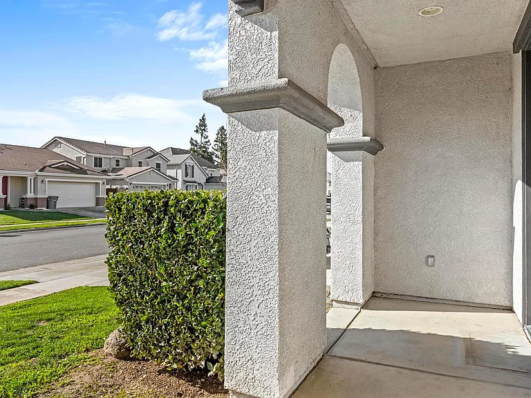 Morgan Way — Photo 4