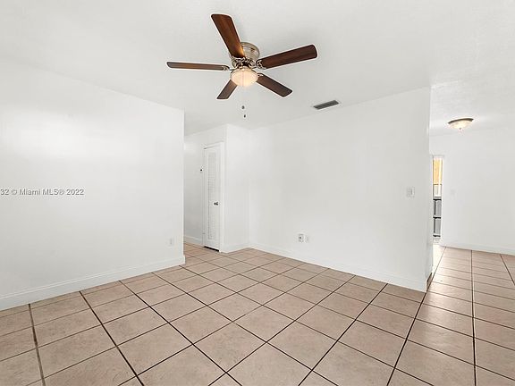 3rd image of 3070 Mary St #3070
