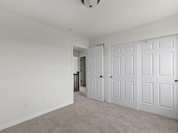 258 Noser Dr, Florissant, MO 63031