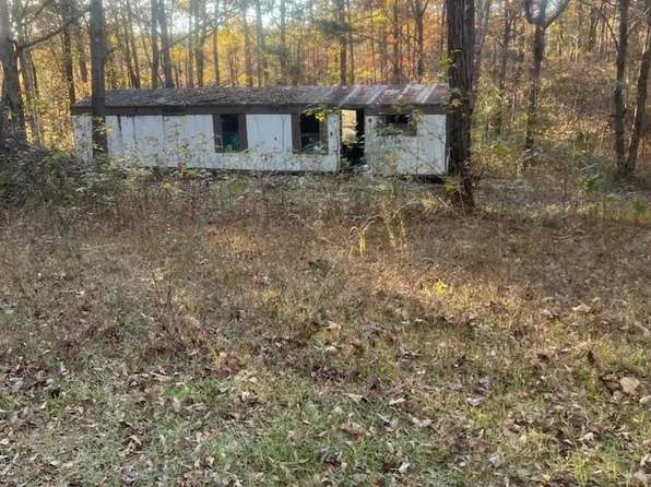 1239 Cross Plains Rd, Carrollton, GA 30116