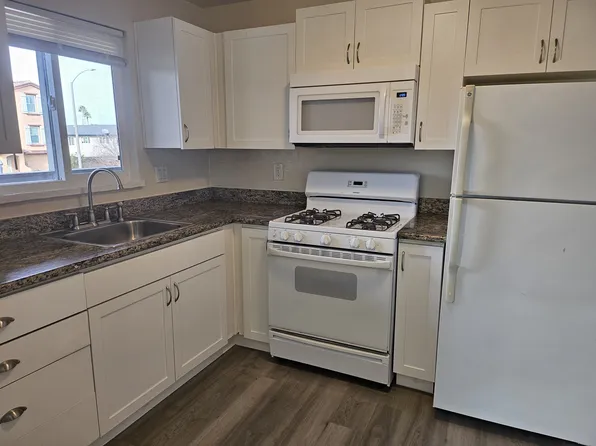 402 N Fair Oaks Ave, Sunnyvale, CA 94085