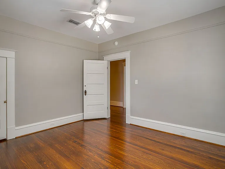 1630 Mistletoe Blvd #B — Photo 16