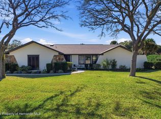 560 E Falconry Ct, Hernando, FL 34442