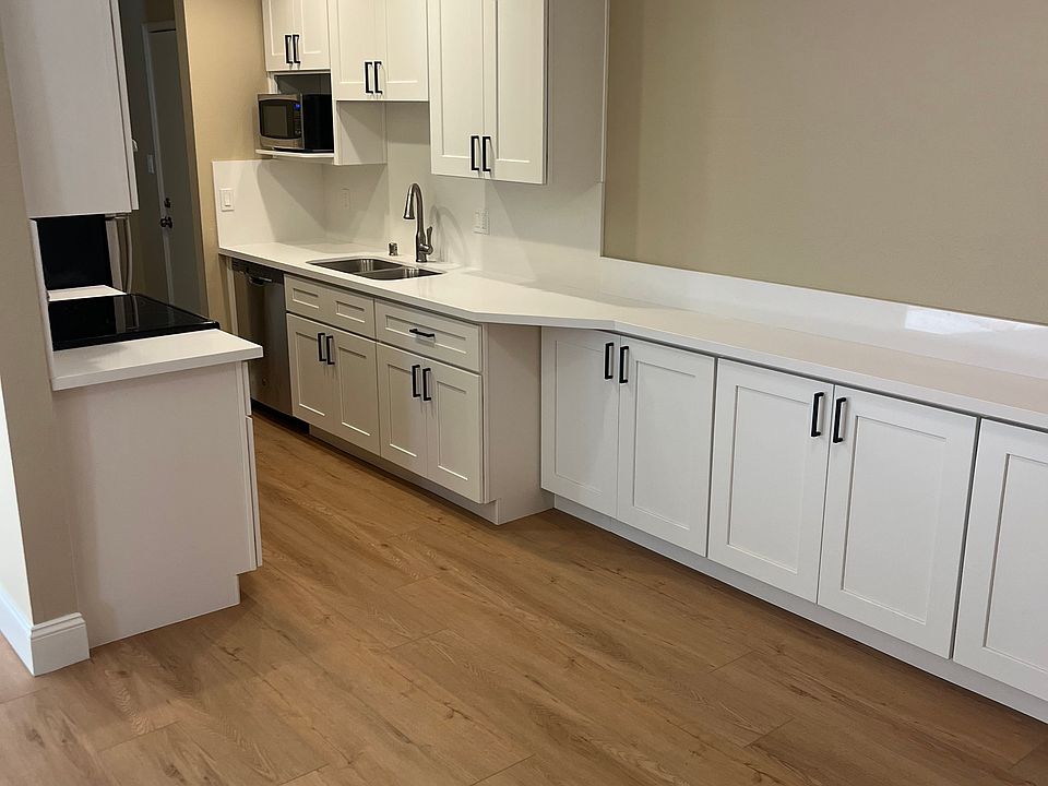 1st image of 5051 La Jolla Blvd Unit 208