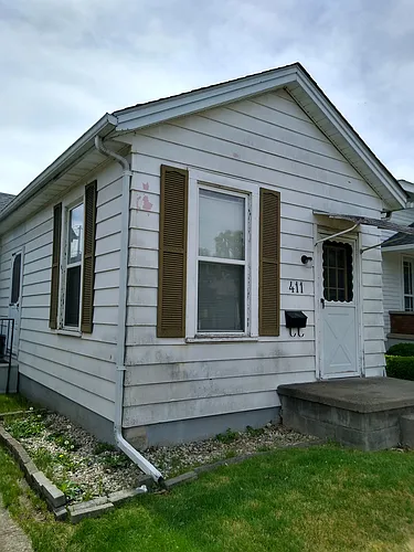 411 Bank Ave Photo 1