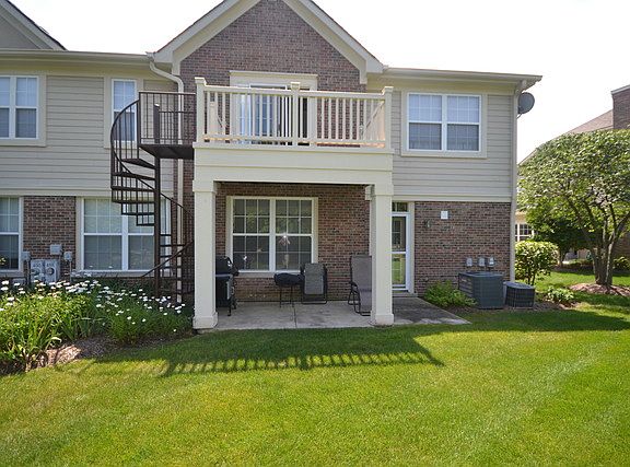 2nd image of 490 Harvey Lake Dr