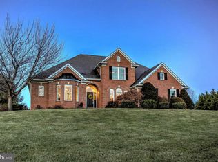 5833 Pine Brook Farm Rd, Sykesville, MD 21784