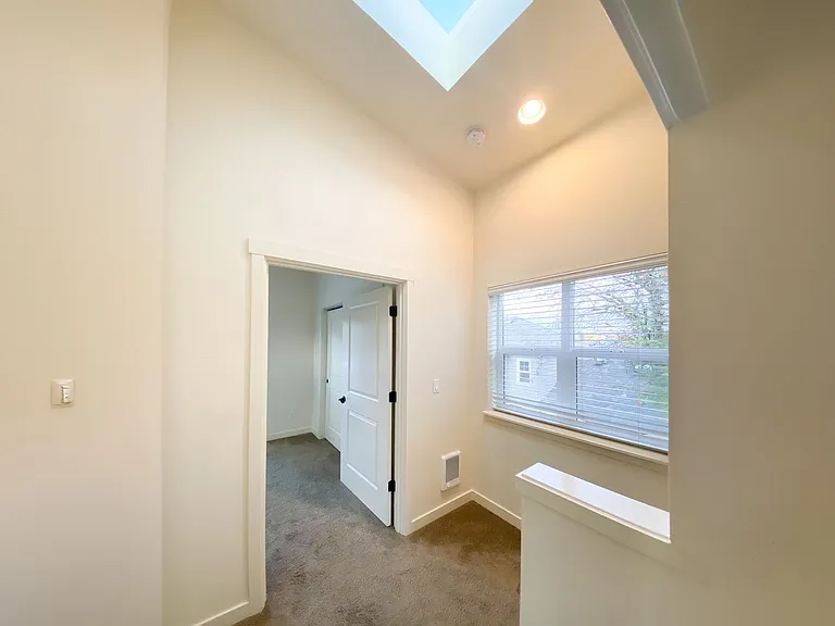 7924 SE Milwaukie Ave — Photo 9