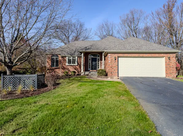 4875 N Quail Crest Dr SE, Grand Rapids, MI 49546